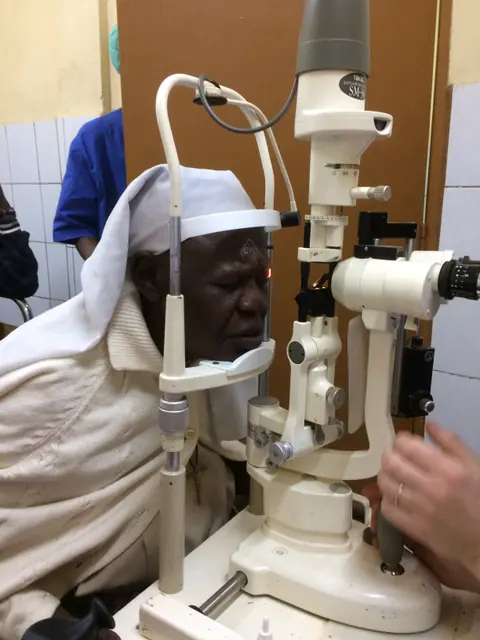 Examen à la lampe à fente — Burkina Faso · 2017
